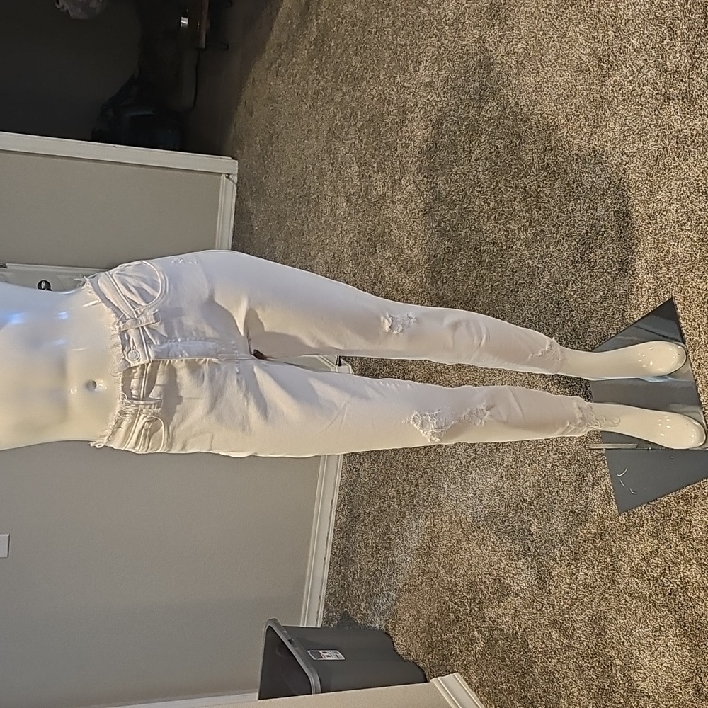 Buckle Jeans